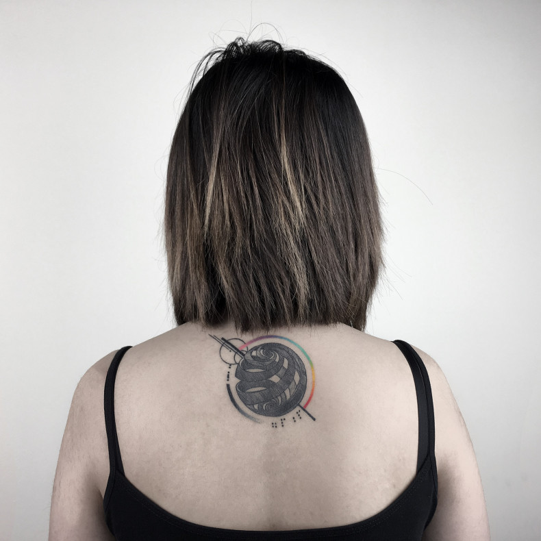 Women circle back, photo - Tattoo Master Baris Yesilbas