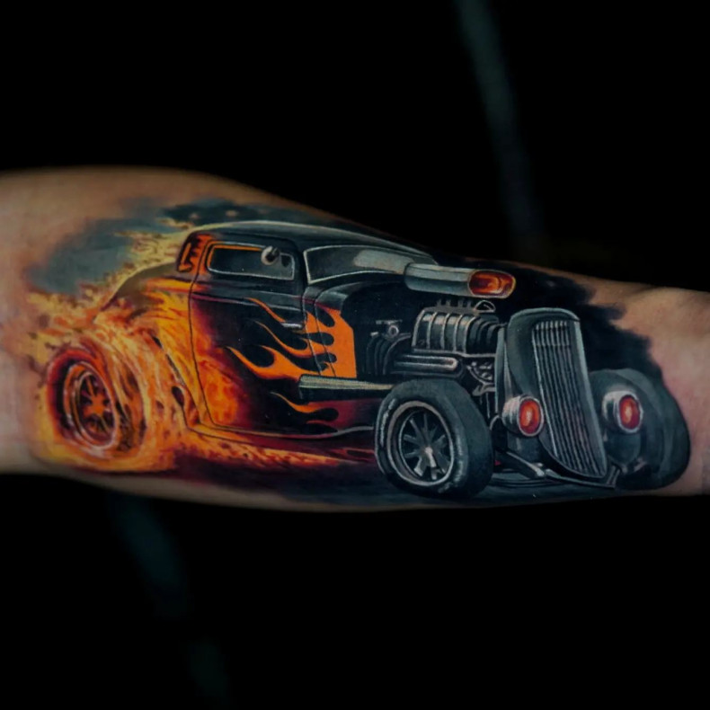 Men arm car, photo - Tattoo Master Paul Aramayo