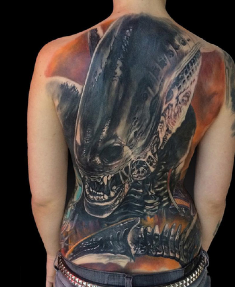 Men big back, photo - Tattoo Master Henry Anglas