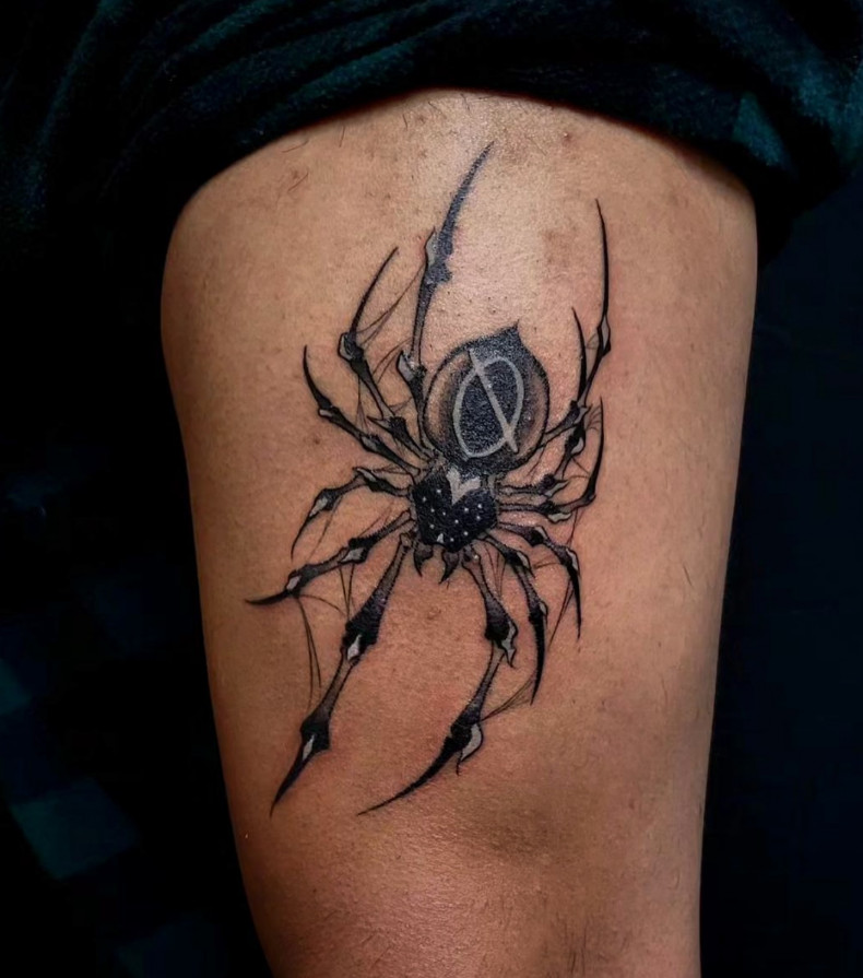 Men leg spider, photo - Tattoo Master Victory