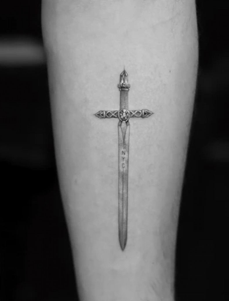 Black and grey sword, photo - Tattoo Master Can Gurgul