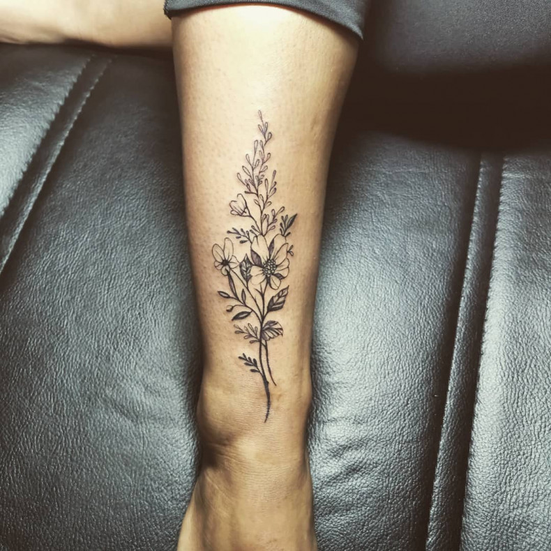 Women arm flower, photo - Tattoo Master Marko Korkmal