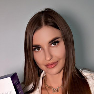 Cosmetologist Victoria Kovalova on Barb.pro
