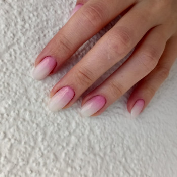 Wzórki na pazurki
                    Мастер маникюра Olena Mishuk Варшава