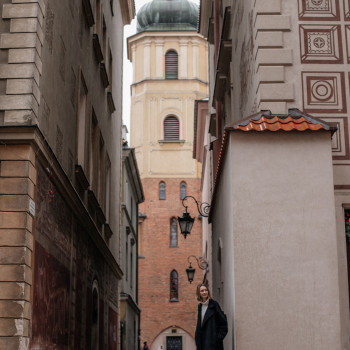 Street photoshoot in old town of Warsaw