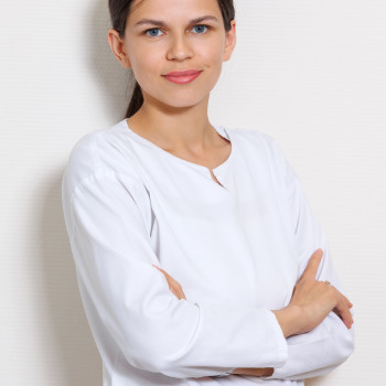 Ошуркова Светлана Сергеевна, врач - стоматолог - терапевт.