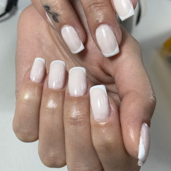 Наращивание ногтей
                    Мастер маникюра Юлия Кузьмина Волгоград