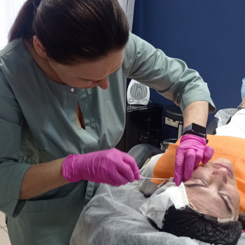 Установка ЛИФТИНГОВЫХ нитей Cog
                    Arzt, Kosmetologe Galina Tomina Warsaw