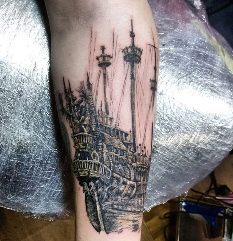 Men arm ship, photo - Tattoo Master Barb Tattoo