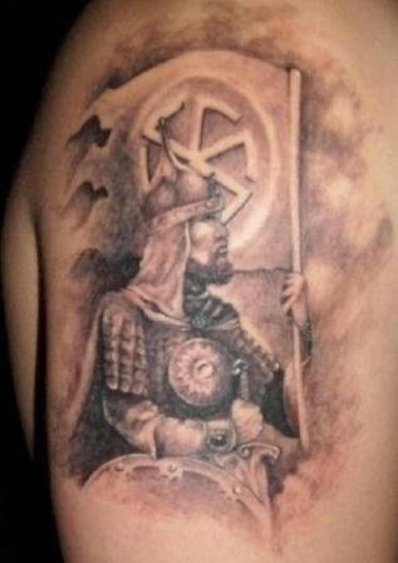 Men warrior kolovrat, photo - Tattoo Master Barb Tattoo