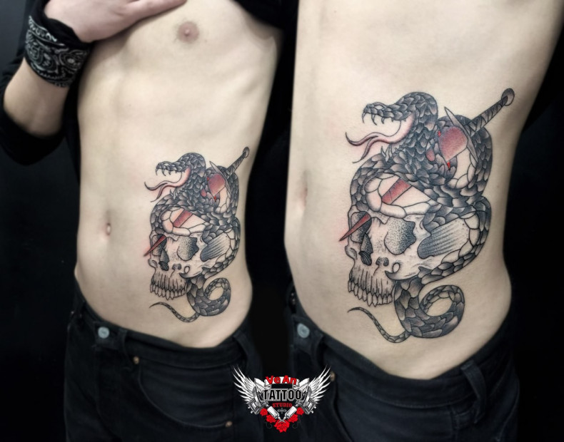 Men snake sword, photo - Tattoo Master Barb Tattoo