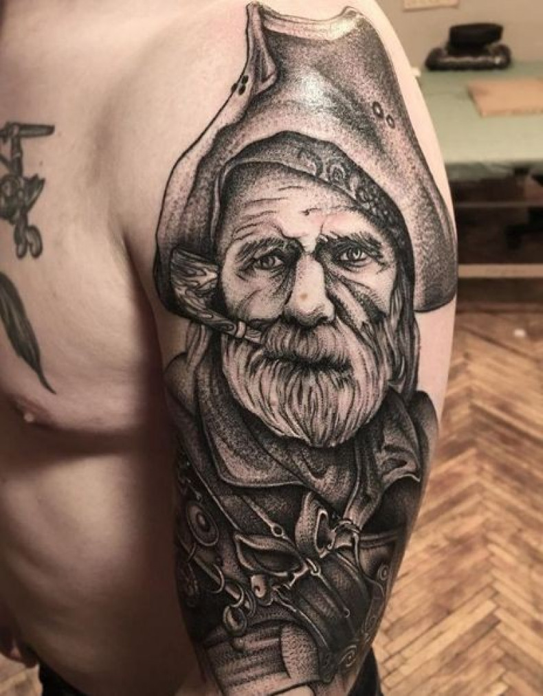 Męski whip shading portret, photo - Tatuażysta Barb Tattoo