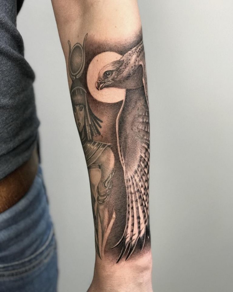 Men black and grey forearm, photo - Tattoo Master Barb Tattoo