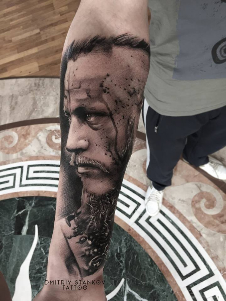 Мужские блэк энд грей викинг, photo - Тату мастер Barb Tattoo