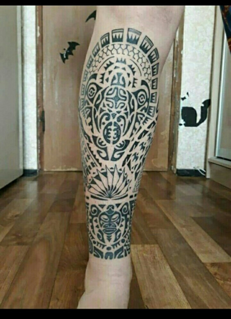 Men mask leg, photo - Tattoo Master Barb Tattoo