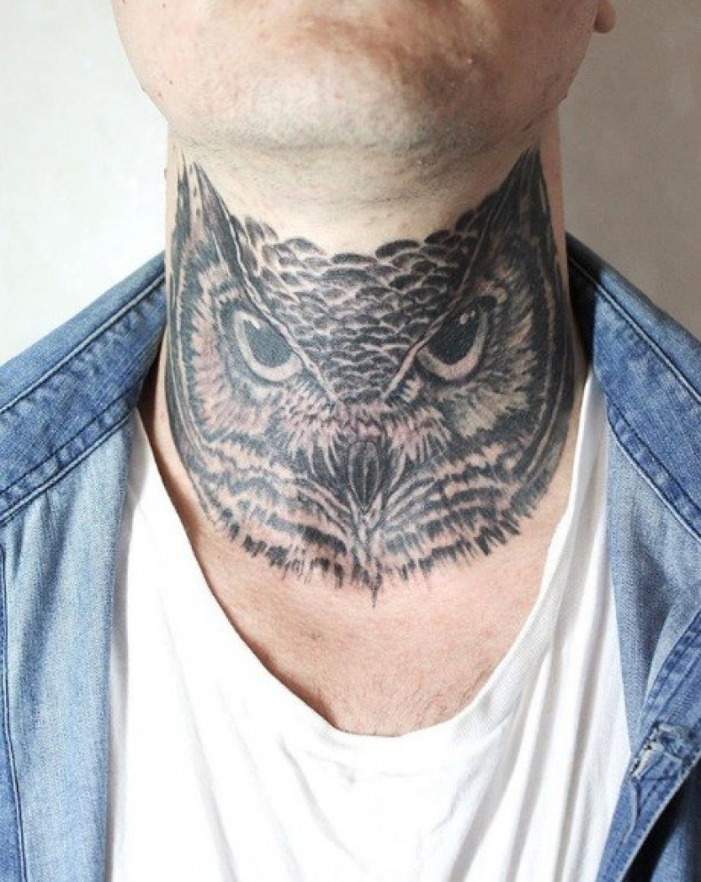 Men black and grey neck, photo - Tattoo Master Barb Tattoo