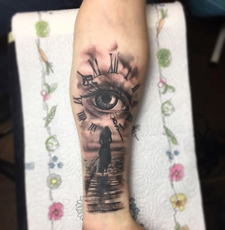 Męski oko na ramieniu, photo - Tatuażysta Barb Tattoo