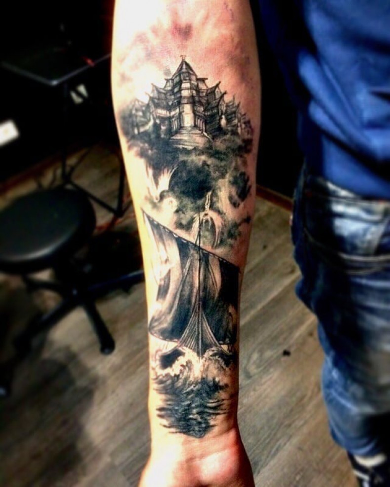 Men arm black and grey, photo - Tattoo Master Barb Tattoo