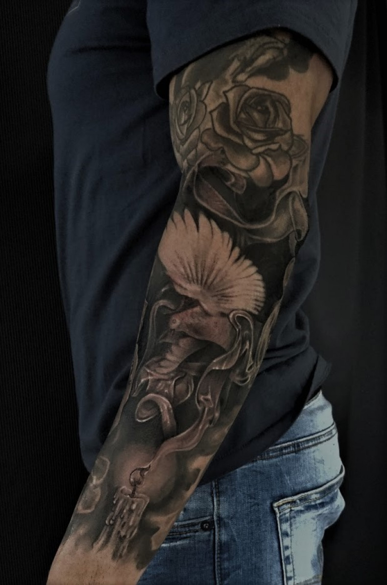 Męski czarny szary gołąb, photo - Tatuażysta Barb Tattoo