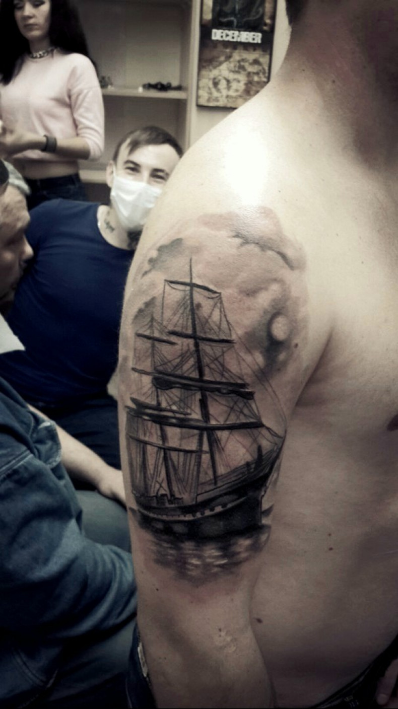 Men black and grey ship, photo - Tattoo Master Barb Tattoo