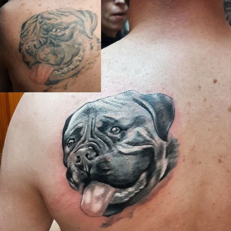 Männer Bulldogge rücken, photo - Tattoo-Meister Barb Tattoo