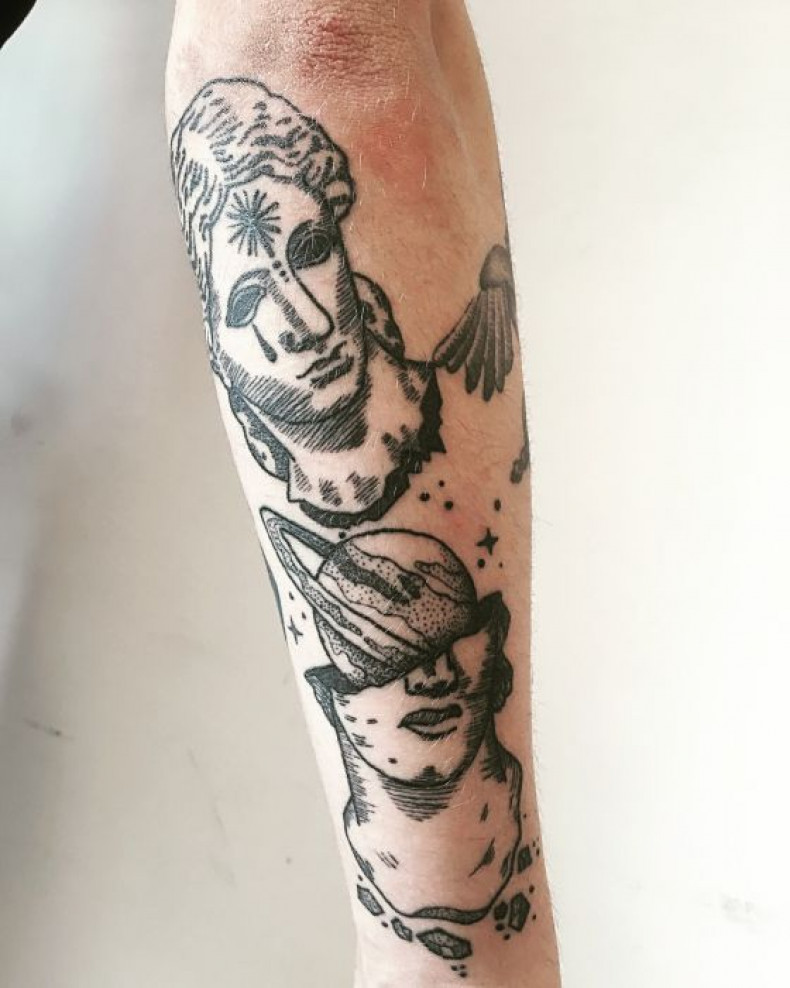 Männer Arm planeten, photo - Tattoo-Meister Barb Tattoo