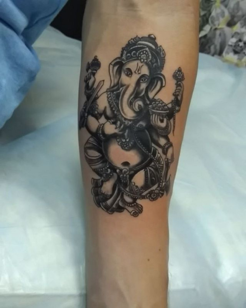 Men ganesha forearm, photo - Tattoo Master Barb Tattoo