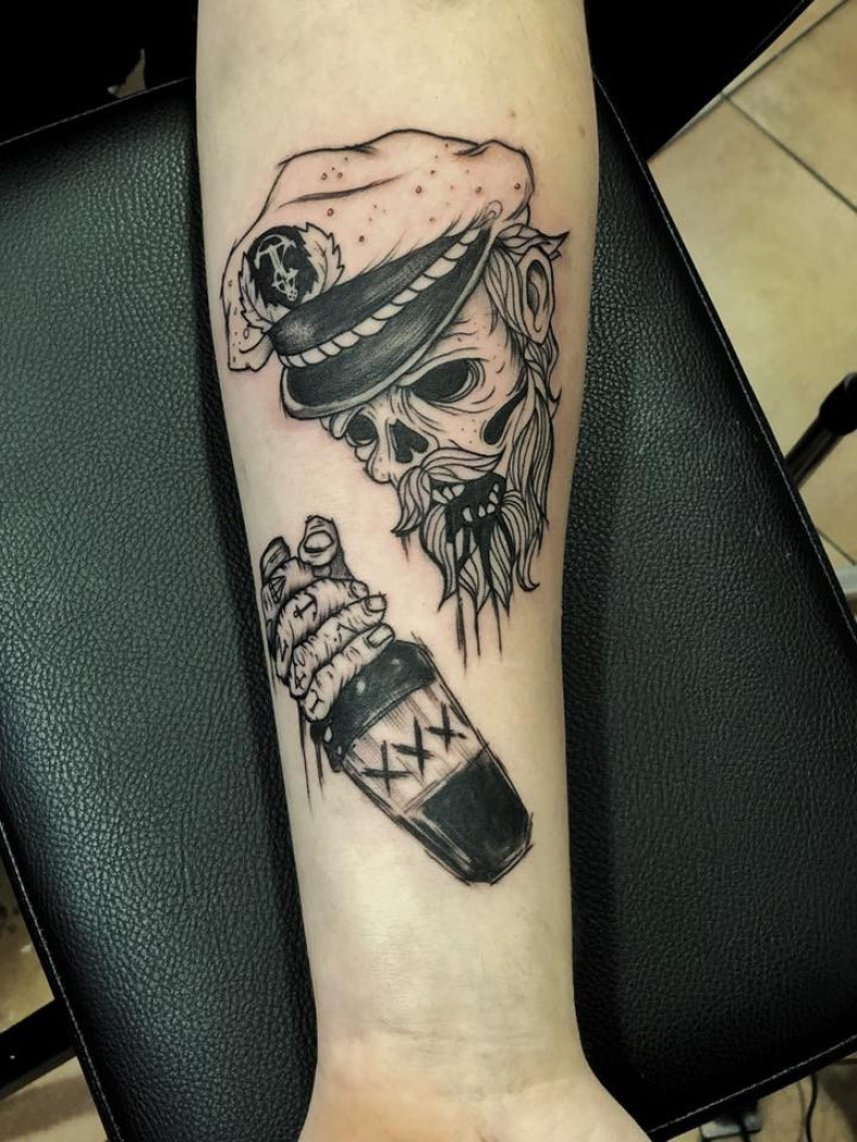 Men forearm handpoke, photo - Tattoo Master Barb Tattoo