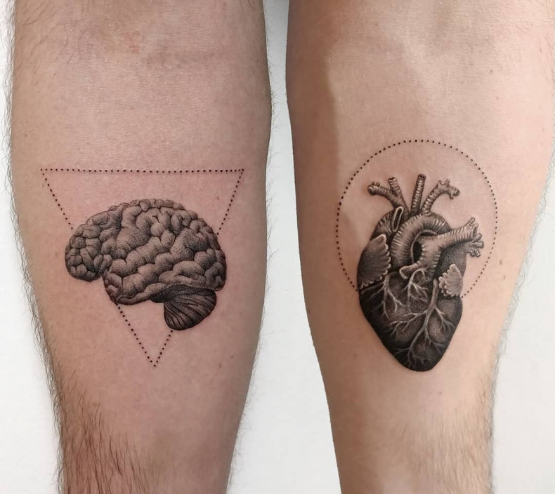 Men whip shading brain, photo - Tattoo Master Barb Tattoo