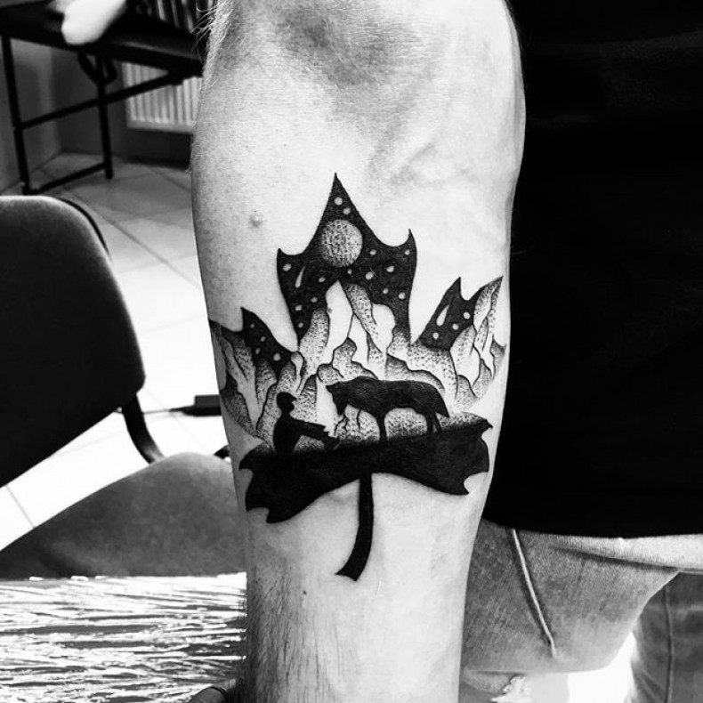 Męski whip shading liść, photo - Tatuażysta Barb Tattoo