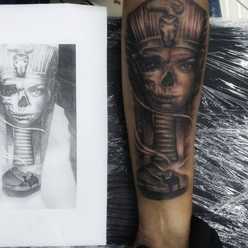 Men black and grey egyptian, photo - Tattoo Master Barb Tattoo