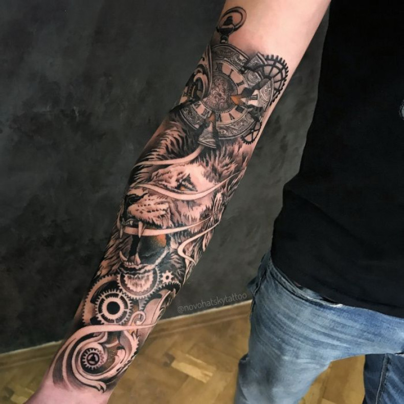 Męski na ramieniu czarny szary, photo - Tatuażysta Barb Tattoo