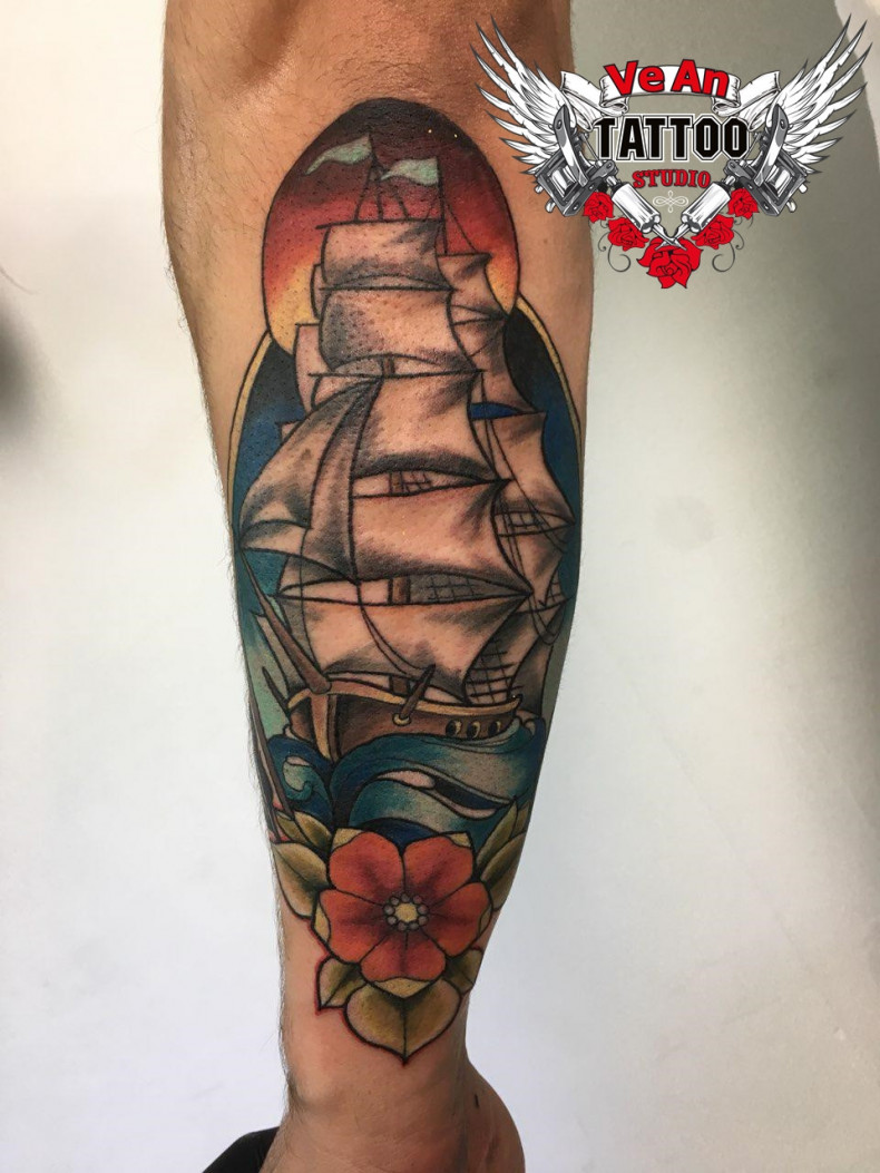 Men arm ship, photo - Tattoo Master Barb Tattoo