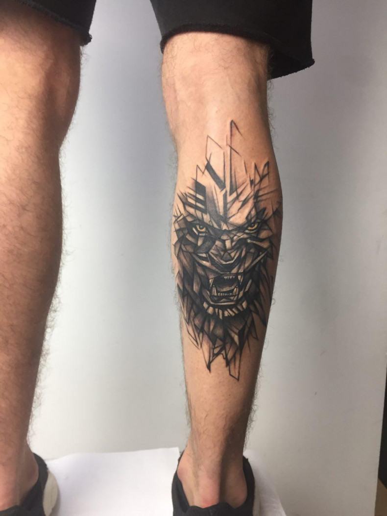 Men shin leg, photo - Tattoo Master Barb Tattoo