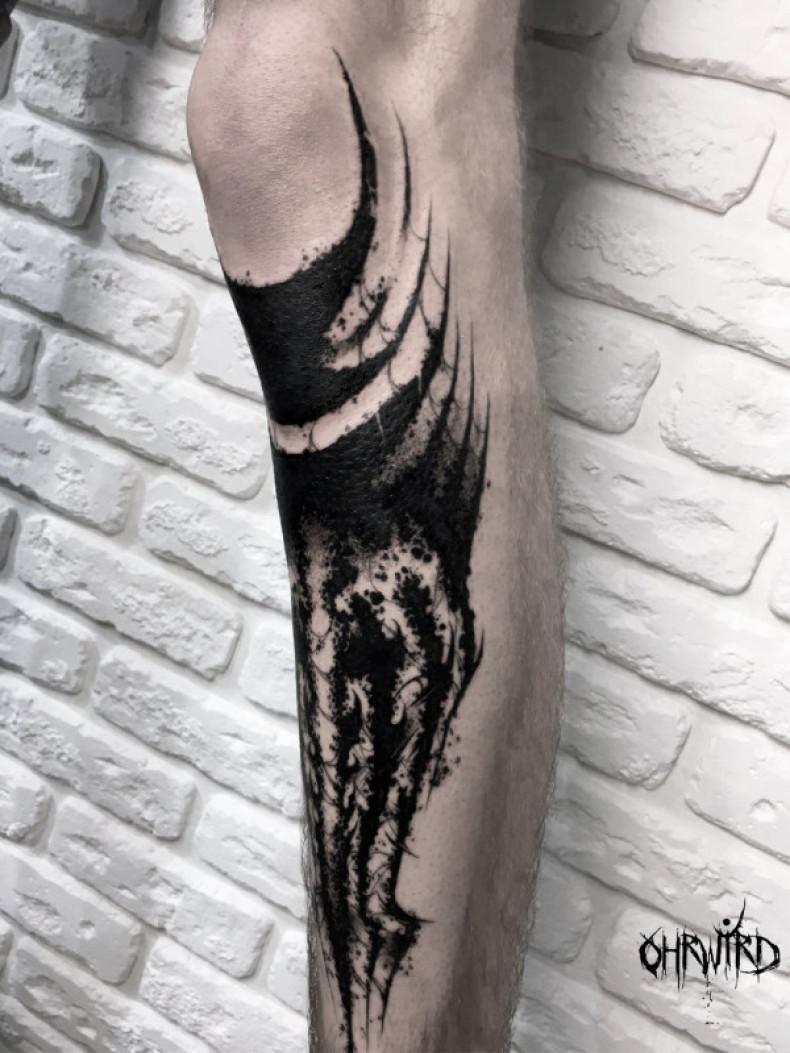 Męski blackwork gotyk, photo - Tatuażysta Barb Tattoo