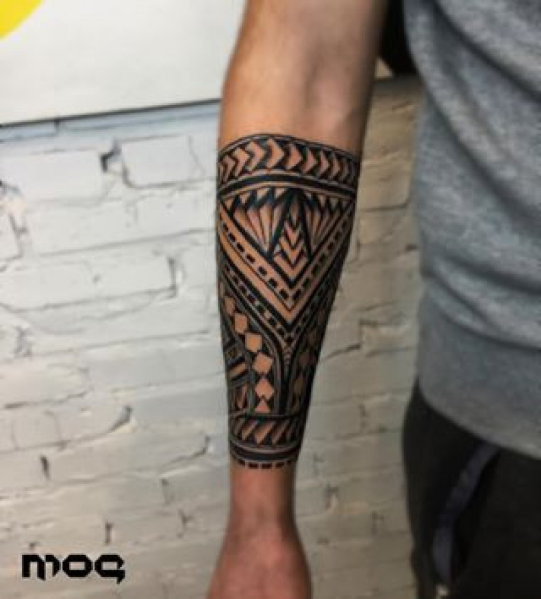 Men forearm ornamental, photo - Tattoo Master Barb Tattoo