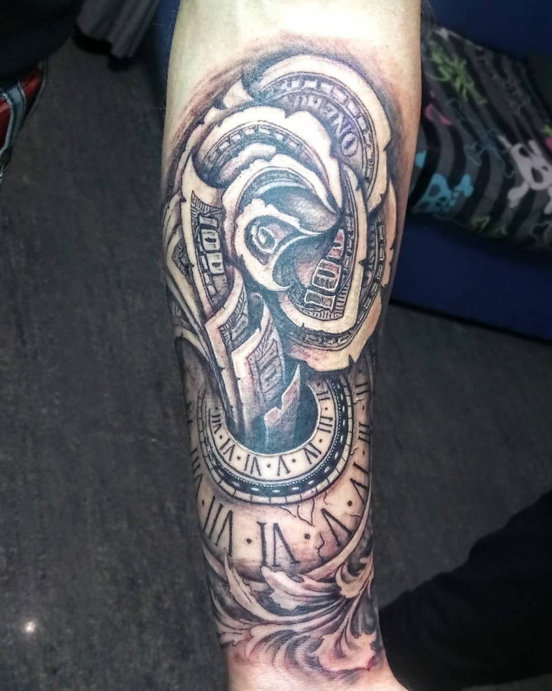 Men arm black and grey, photo - Tattoo Master Barb Tattoo