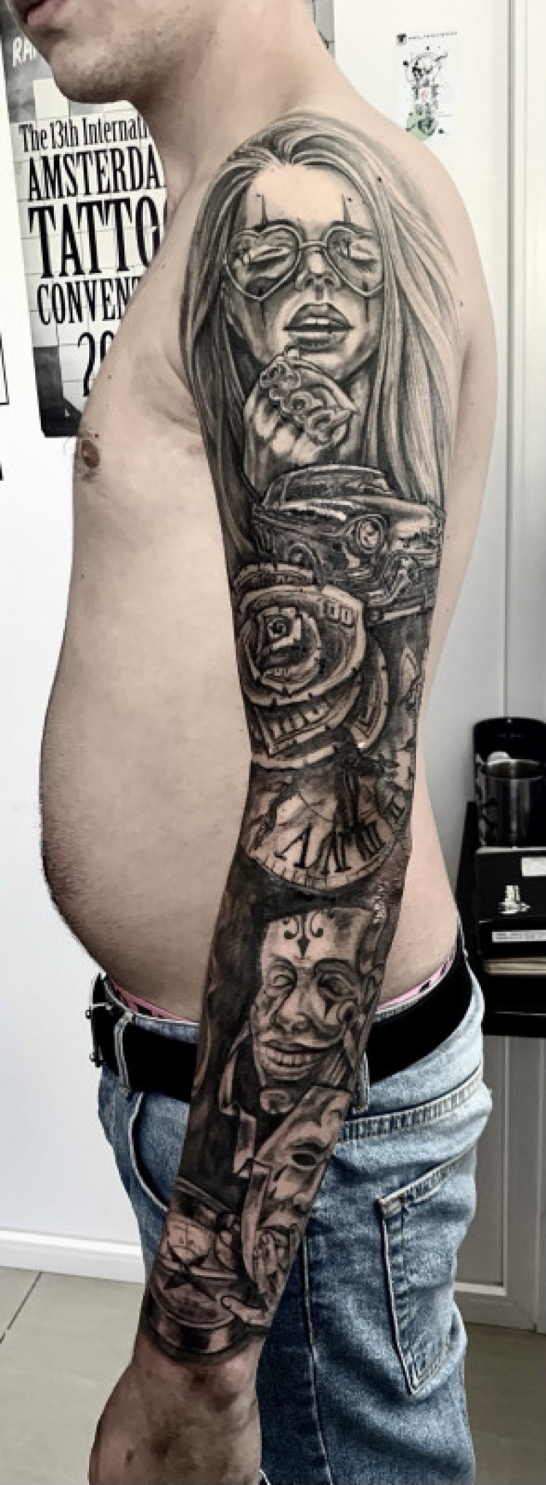 Męski znak dolara maska, photo - Tatuażysta Barb Tattoo