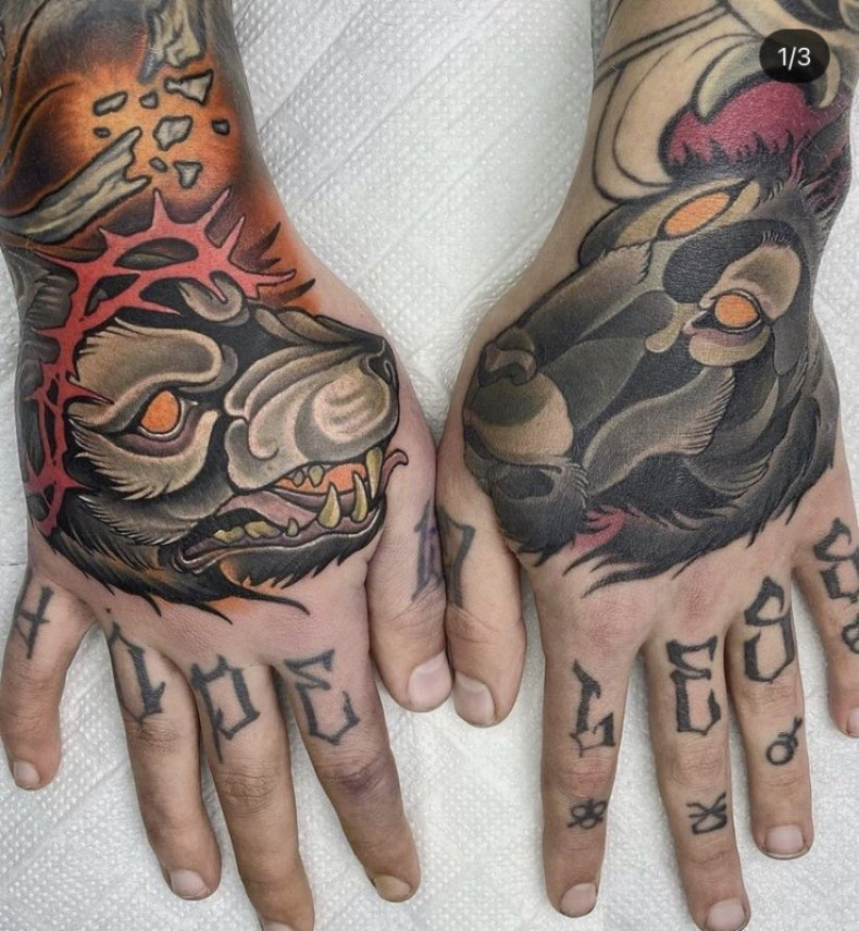 Men hand finger, photo - Tattoo Master Barb Tattoo