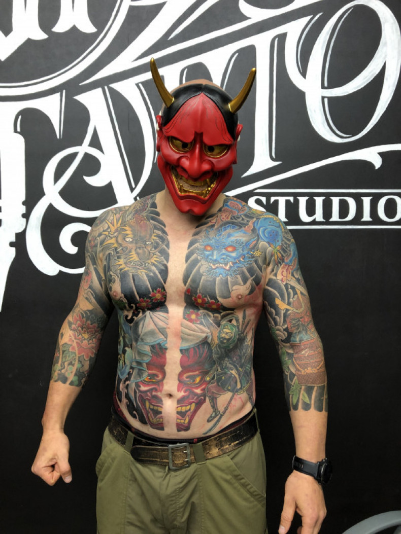 Men dragon chest, photo - Tattoo Master Barb Tattoo