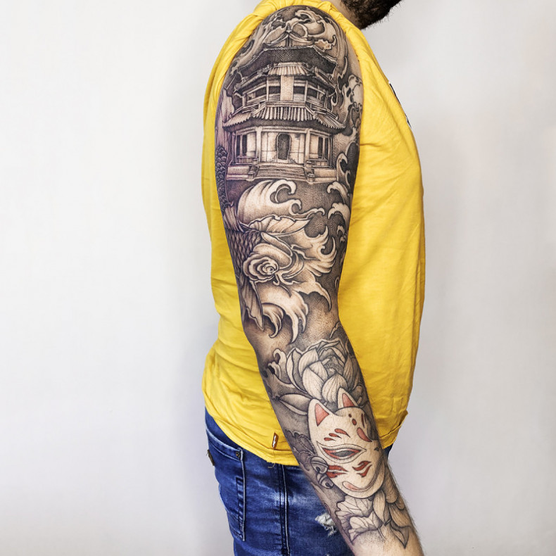 Men arm kitsune, photo - Tattoo Master Barb Tattoo