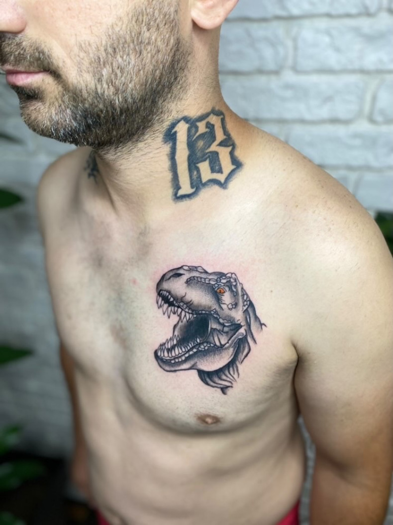 Мужские блэк энд грей динозавр, photo - Тату мастер Barb Tattoo