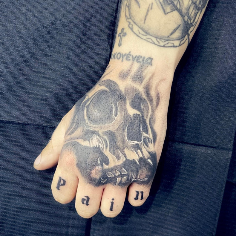 Men black and grey hand, photo - Tattoo Master Barb Tattoo