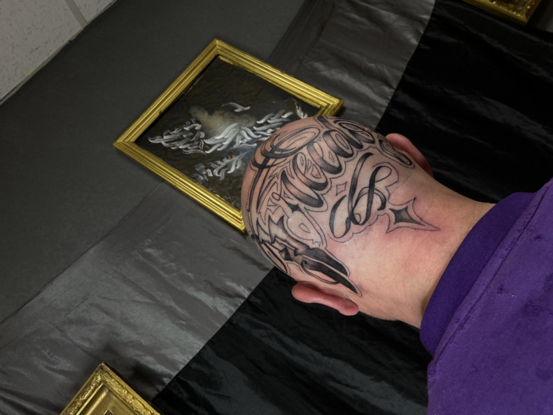 Männer kopf Nacken, photo - Tattoo-Meister Barb Tattoo