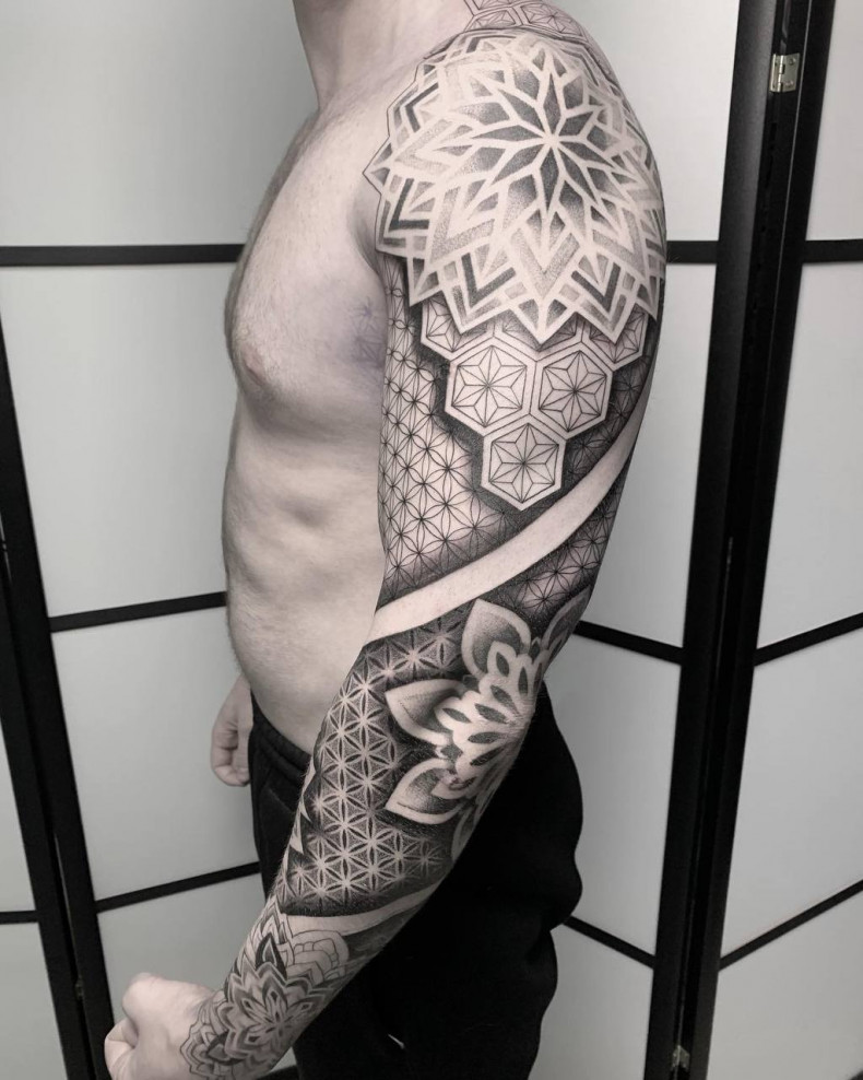 Męski mandala ozdobny, photo - Tatuażysta Barb Tattoo