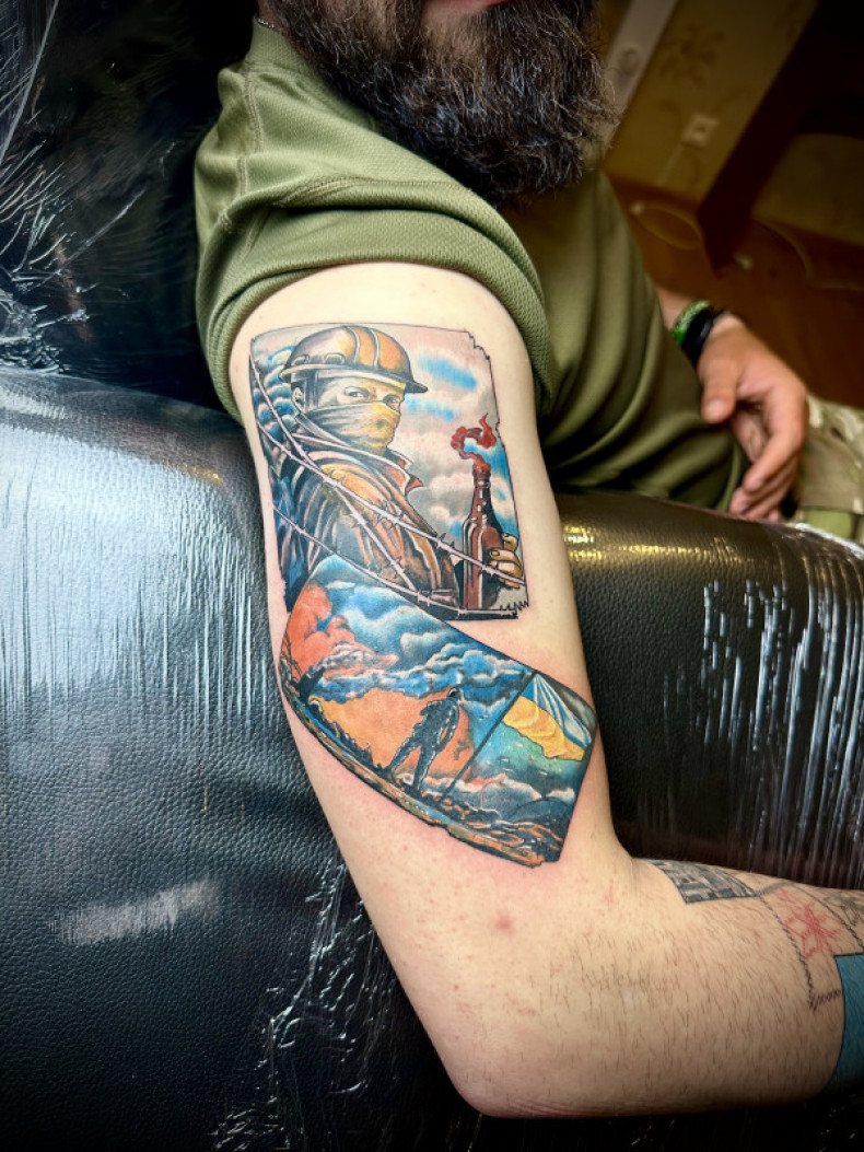 Męski wojskowy kolaż, photo - Tatuażysta Barb Tattoo