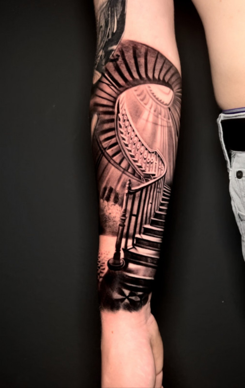 Męski na ramieniu drabina, photo - Tatuażysta Barb Tattoo