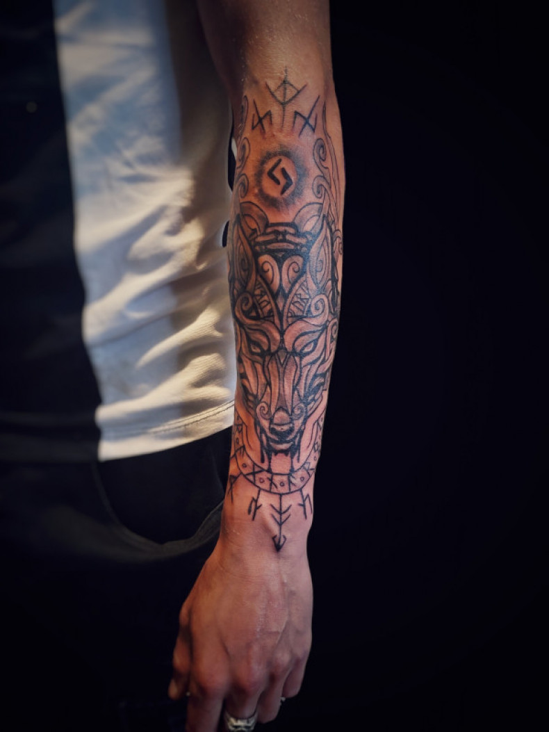 Männer Wolf Arm, photo - Tattoo-Meister Barb Tattoo