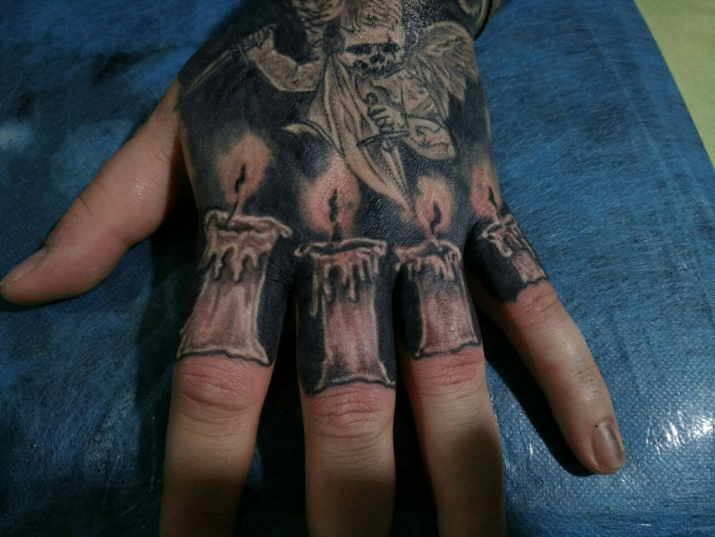 Men hand finger, photo - Tattoo Master Barb Tattoo