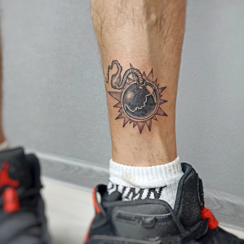 Перекрытие старой тату, photo - Тату мастер Barb Tattoo